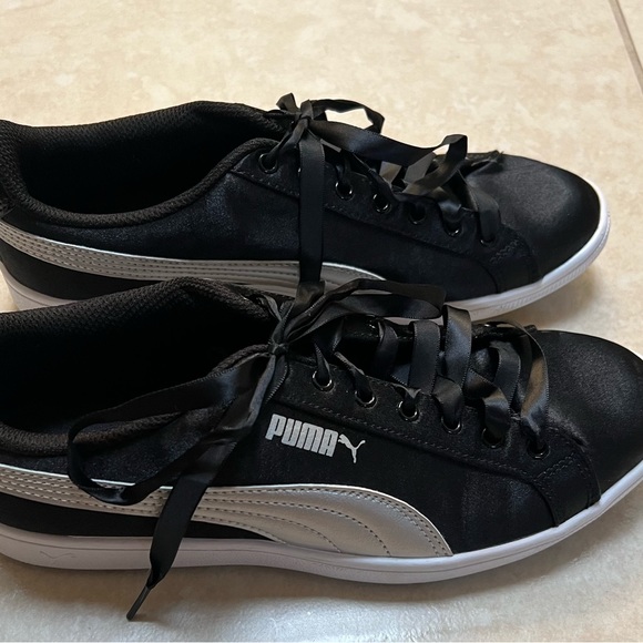 Womens satin Pumas with ribbon laces - Picture 7 of 9